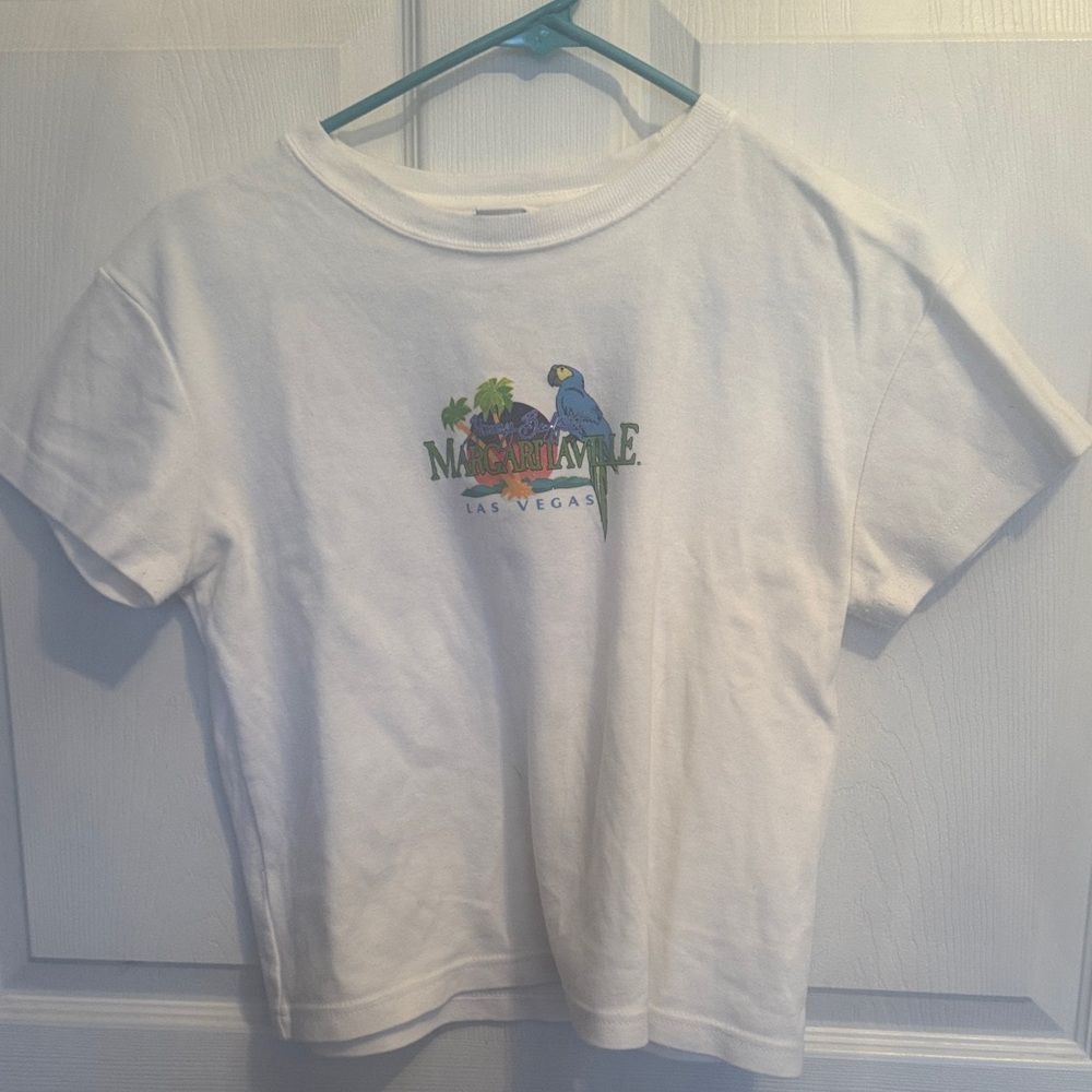 Margaritaville women’s Parrot crop Tee